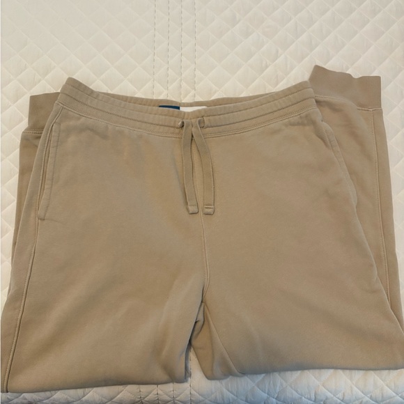 Old Navy Men's Beige Joggers - Picture 1 of 4